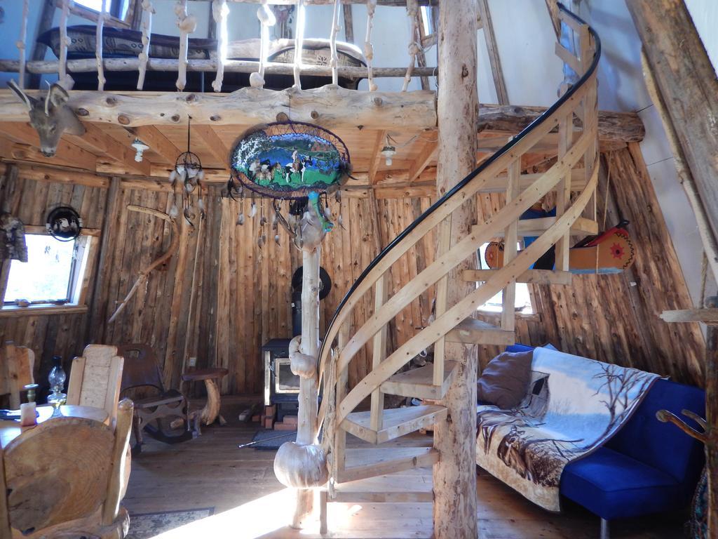 Aux Tipis De La Riviere Sauvage Villa Saint Romain Kültér fotó